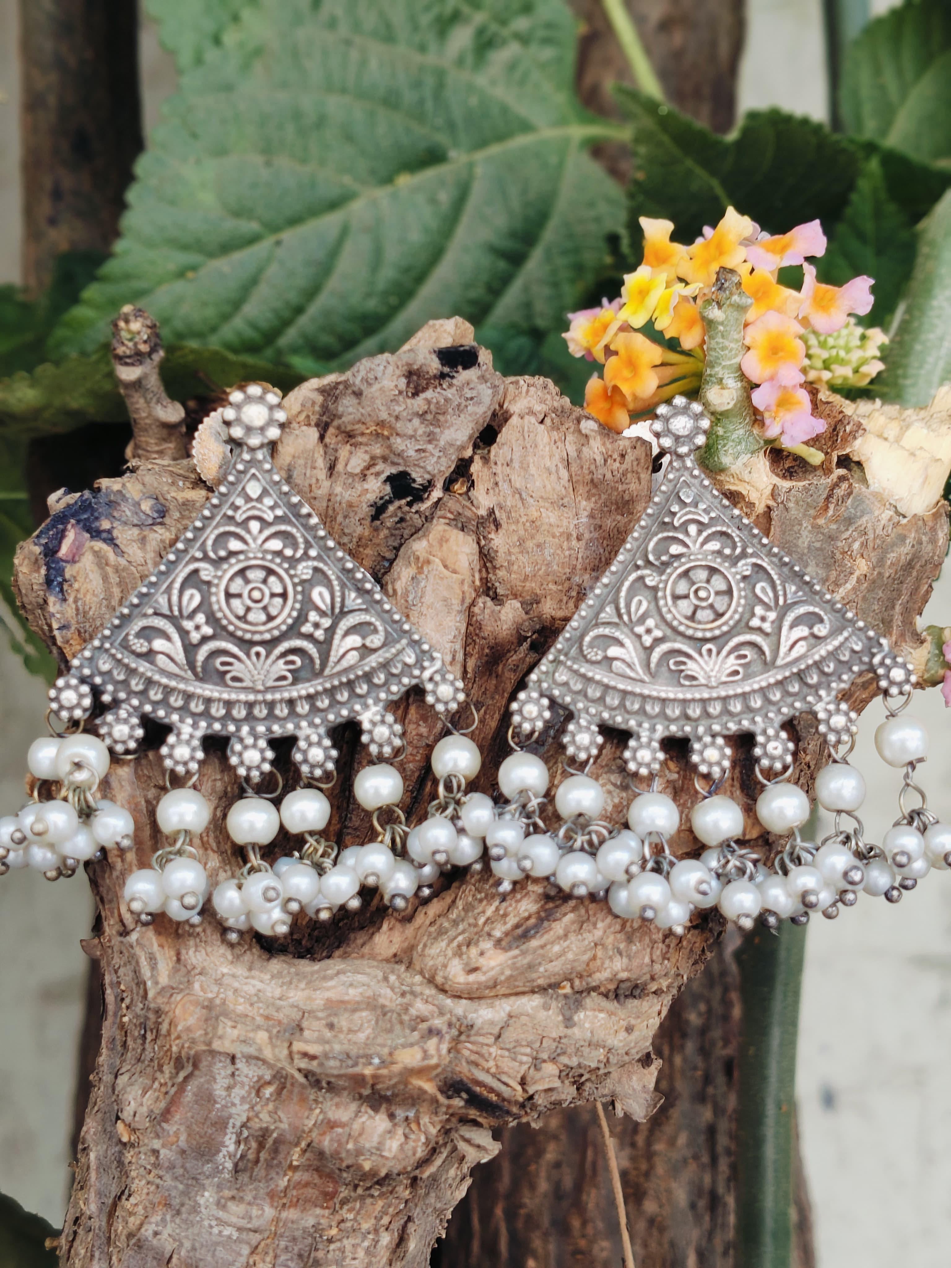 Silver lookalike earrings 